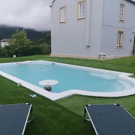Сasa de vacaciones Casa Con Piscina *